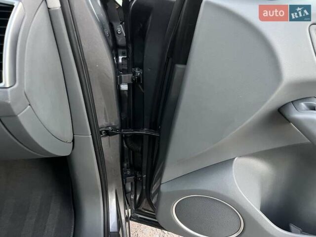 Сірий Ауді Ку 5, об'ємом двигуна 3 л та пробігом 234 тис. км за 17800 $, фото 78 на Automoto.ua