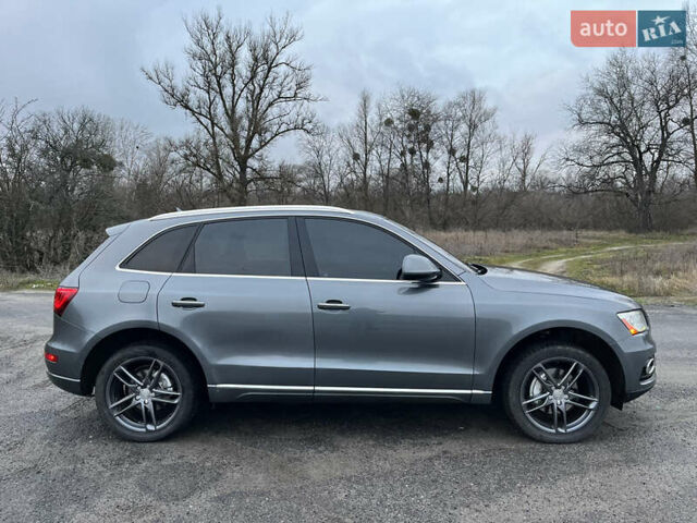 Серый Ауди Ку 5, объемом двигателя 2 л и пробегом 180 тыс. км за 16000 $, фото 5 на Automoto.ua