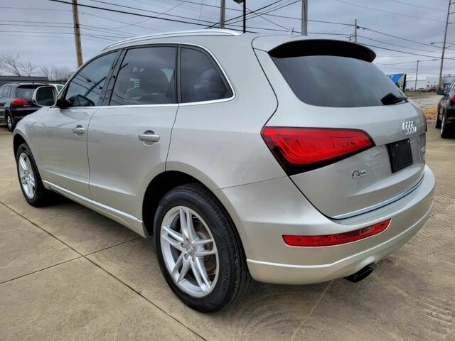 Сірий Ауді Ку 5, об'ємом двигуна 2 л та пробігом 71 тис. км за 5100 $, фото 6 на Automoto.ua