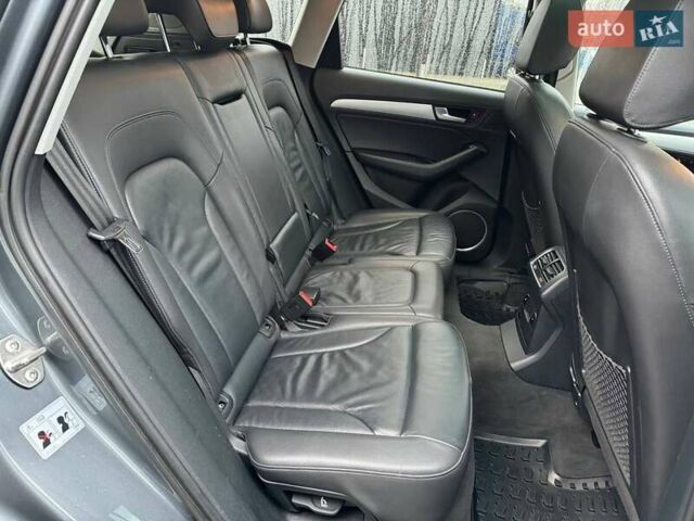Сірий Ауді Ку 5, об'ємом двигуна 2.97 л та пробігом 147 тис. км за 21490 $, фото 9 на Automoto.ua