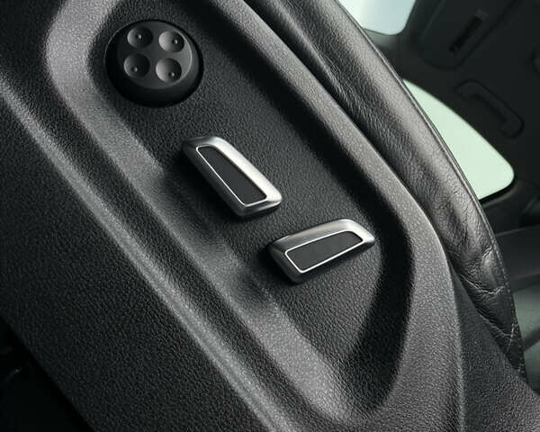 Серый Ауди Ку 5, объемом двигателя 2.97 л и пробегом 211 тыс. км за 19500 $, фото 79 на Automoto.ua