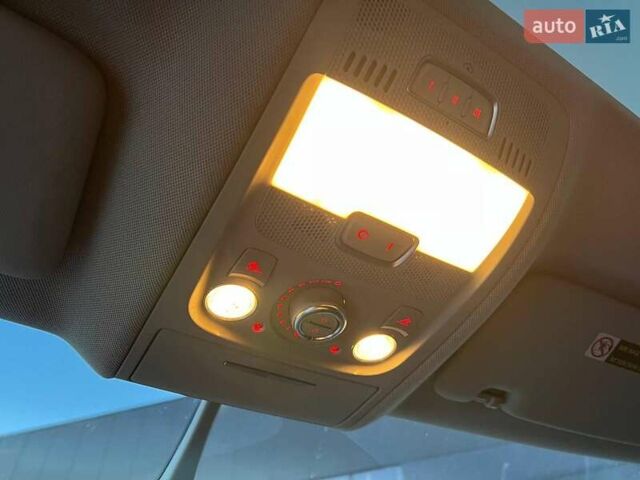 Серый Ауди Ку 5, объемом двигателя 2 л и пробегом 223 тыс. км за 15840 $, фото 30 на Automoto.ua