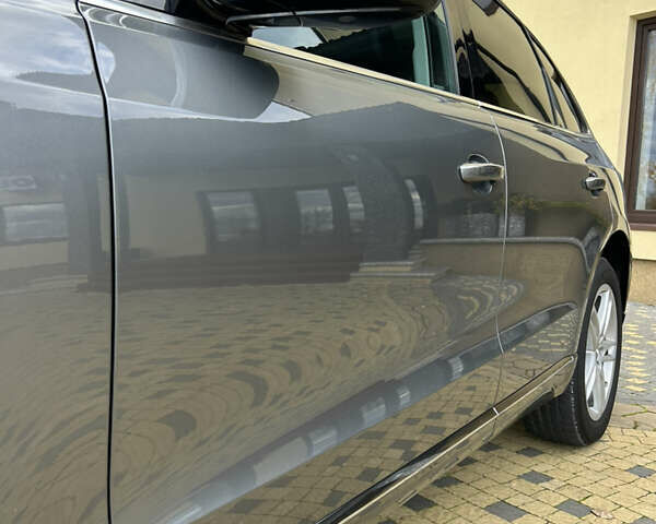 Сірий Ауді Ку 5, об'ємом двигуна 2 л та пробігом 220 тис. км за 15000 $, фото 41 на Automoto.ua