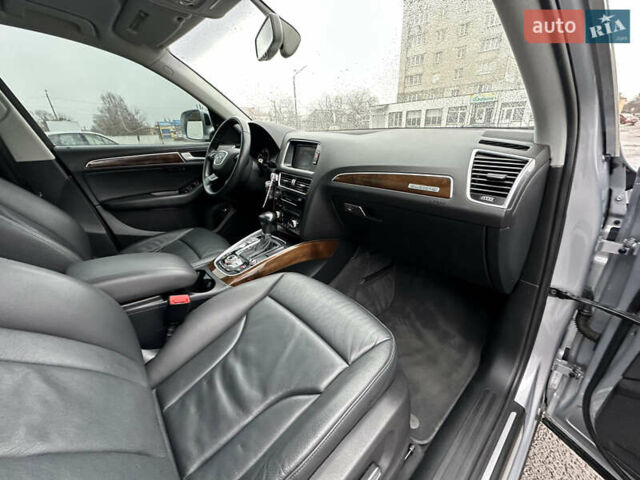 Серый Ауди Ку 5, объемом двигателя 2 л и пробегом 182 тыс. км за 15499 $, фото 59 на Automoto.ua