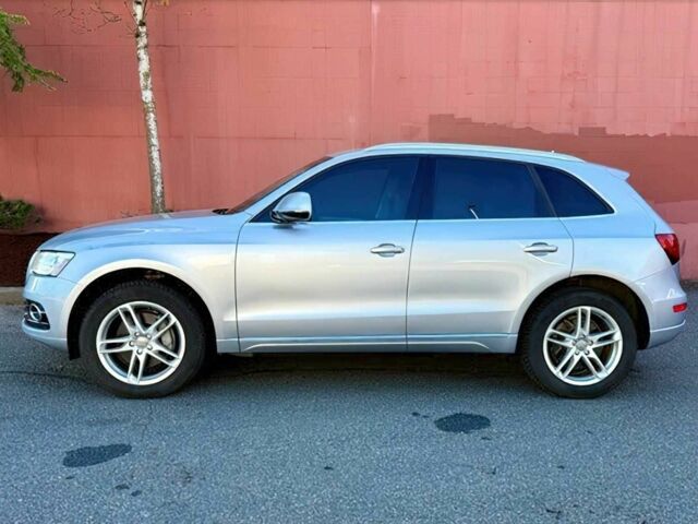 Серый Ауди Ку 5, объемом двигателя 3 л и пробегом 75 тыс. км за 16500 $, фото 3 на Automoto.ua