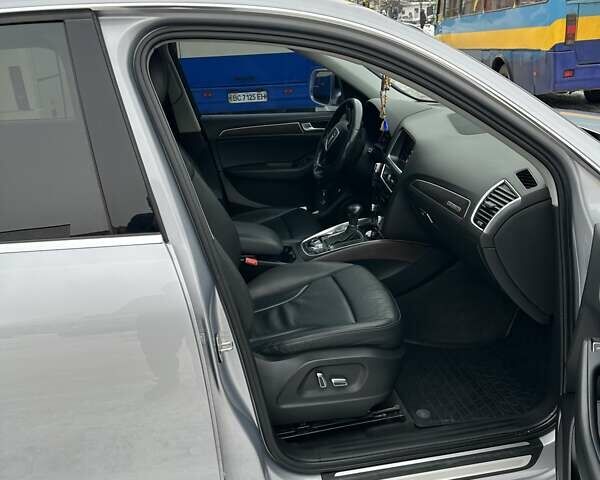 Сірий Ауді Ку 5, об'ємом двигуна 1.99 л та пробігом 165 тис. км за 20900 $, фото 2 на Automoto.ua