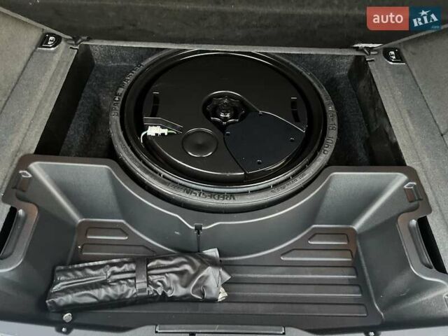 Серый Ауди Ку 5, объемом двигателя 3 л и пробегом 234 тыс. км за 17500 $, фото 68 на Automoto.ua