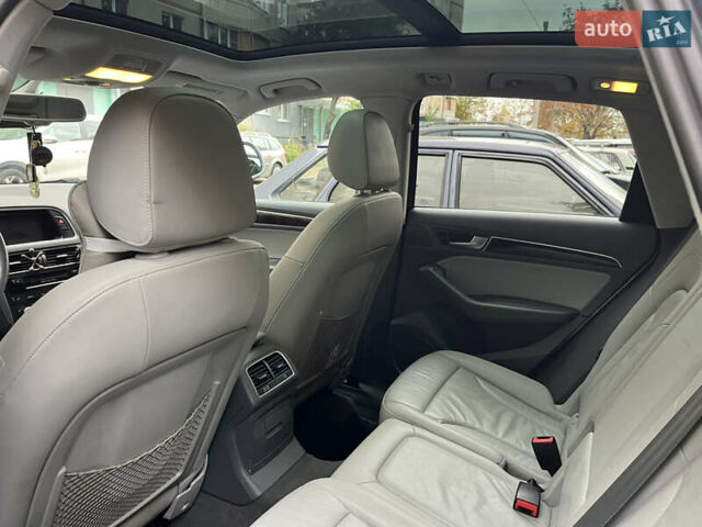 Серый Ауди Ку 5, объемом двигателя 1.98 л и пробегом 185 тыс. км за 19300 $, фото 18 на Automoto.ua