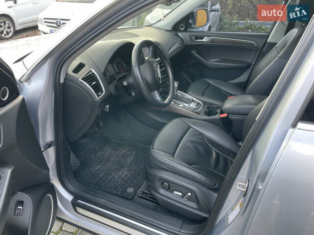 Серый Ауди Ку 5, объемом двигателя 1.99 л и пробегом 185 тыс. км за 15000 $, фото 4 на Automoto.ua