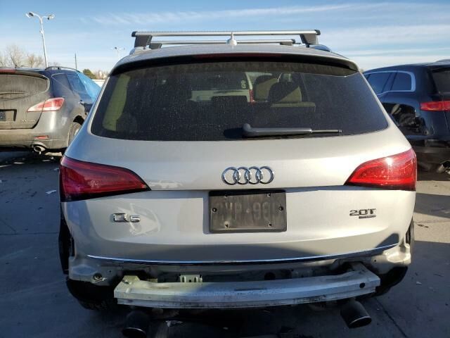 Серый Ауди Ку 5, объемом двигателя 2 л и пробегом 253 тыс. км за 9900 $, фото 4 на Automoto.ua