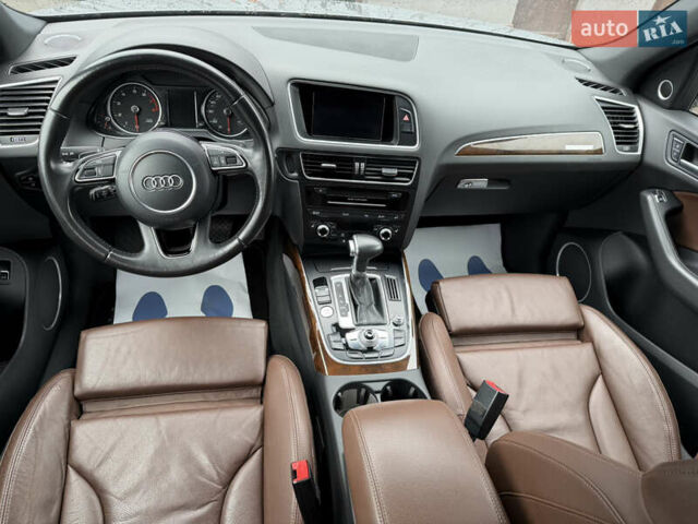 Сірий Ауді Ку 5, об'ємом двигуна 3 л та пробігом 134 тис. км за 16900 $, фото 2 на Automoto.ua