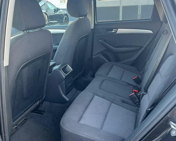 Серый Ауди Ку 5, объемом двигателя 1.97 л и пробегом 330 тыс. км за 17000 $, фото 8 на Automoto.ua