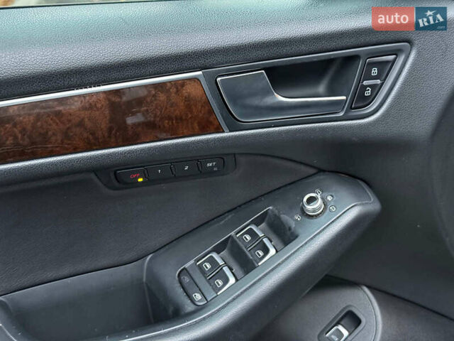 Сірий Ауді Ку 5, об'ємом двигуна 3 л та пробігом 175 тис. км за 15790 $, фото 11 на Automoto.ua