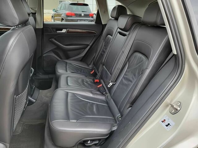 Сірий Ауді Ку 5, об'ємом двигуна 2 л та пробігом 71 тис. км за 5100 $, фото 11 на Automoto.ua