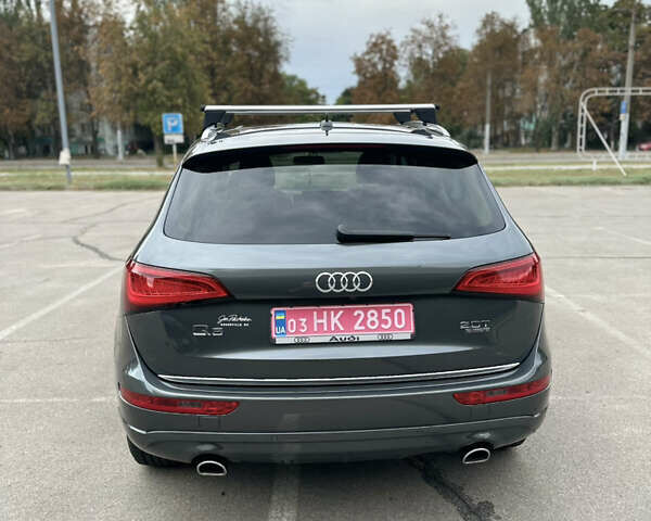 Сірий Ауді Ку 5, об'ємом двигуна 2 л та пробігом 212 тис. км за 18500 $, фото 3 на Automoto.ua
