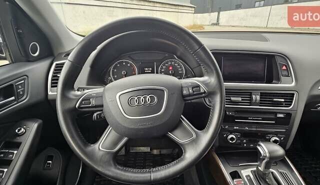 Серый Ауди Ку 5, объемом двигателя 1.98 л и пробегом 180 тыс. км за 17000 $, фото 14 на Automoto.ua