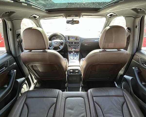 Сірий Ауді Ку 5, об'ємом двигуна 2 л та пробігом 173 тис. км за 17300 $, фото 18 на Automoto.ua