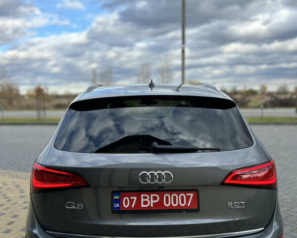Сірий Ауді Ку 5, об'ємом двигуна 2 л та пробігом 220 тис. км за 15000 $, фото 28 на Automoto.ua