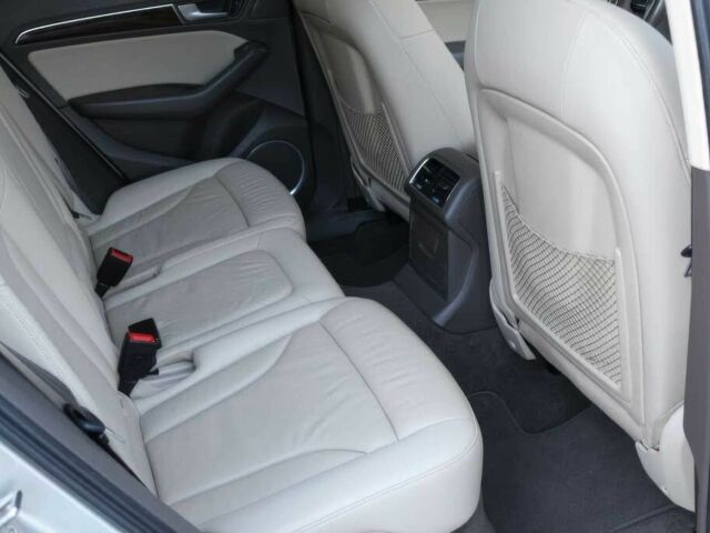 Сірий Ауді Ку 5, об'ємом двигуна 3 л та пробігом 70 тис. км за 12500 $, фото 13 на Automoto.ua