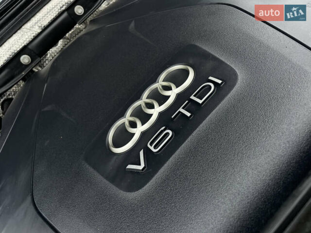 Серый Ауди Ку 5, объемом двигателя 2.97 л и пробегом 211 тыс. км за 19500 $, фото 3 на Automoto.ua