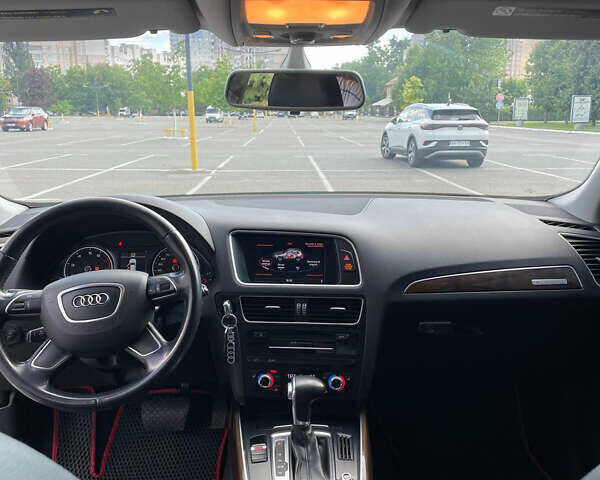 Серый Ауди Ку 5, объемом двигателя 1.98 л и пробегом 112 тыс. км за 18000 $, фото 7 на Automoto.ua