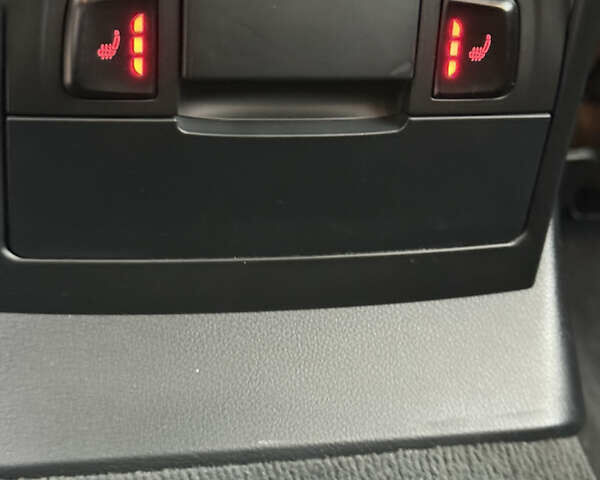 Сірий Ауді Ку 5, об'ємом двигуна 2 л та пробігом 180 тис. км за 16800 $, фото 22 на Automoto.ua