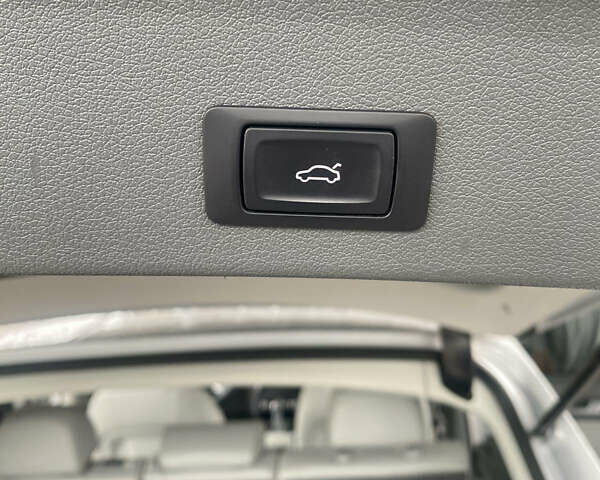 Серый Ауди Ку 5, объемом двигателя 2 л и пробегом 286 тыс. км за 13550 $, фото 22 на Automoto.ua