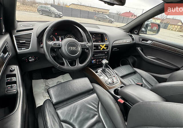 Сірий Ауді Ку 5, об'ємом двигуна 2 л та пробігом 177 тис. км за 15777 $, фото 32 на Automoto.ua