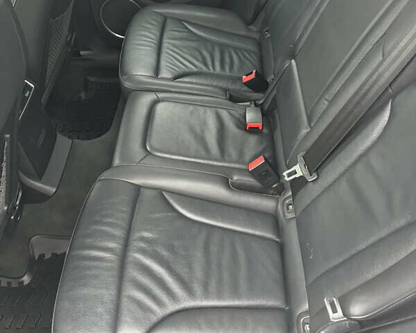 Серый Ауди Ку 5, объемом двигателя 1.98 л и пробегом 183 тыс. км за 14500 $, фото 5 на Automoto.ua