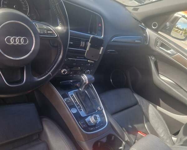 Серый Ауди Ку 5, объемом двигателя 3 л и пробегом 125 тыс. км за 22000 $, фото 34 на Automoto.ua