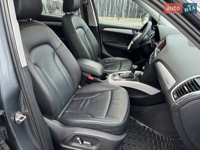 Сірий Ауді Ку 5, об'ємом двигуна 2.97 л та пробігом 147 тис. км за 21490 $, фото 10 на Automoto.ua