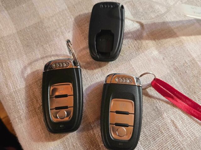 Ауди Ку 5 2015 в Киеве на Automoto.ua Серый Ауди Ку 5, объемом двигателя 3 л и пробегом 260 тыс. км за 8000 $, фото 15 на Automoto.ua