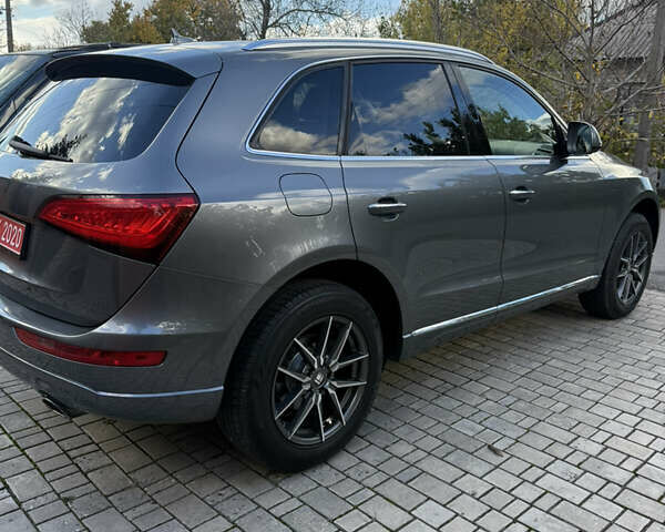 Серый Ауди Ку 5, объемом двигателя 2 л и пробегом 116 тыс. км за 14500 $, фото 3 на Automoto.ua