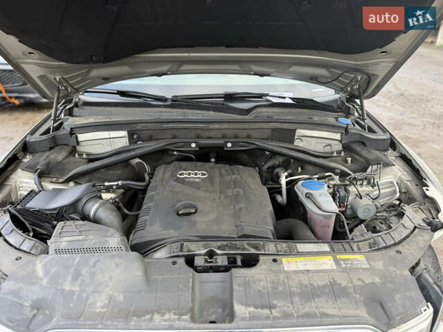 Сірий Ауді Ку 5, об'ємом двигуна 2 л та пробігом 228 тис. км за 10500 $, фото 15 на Automoto.ua