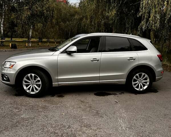 Сірий Ауді Ку 5, об'ємом двигуна 1.98 л та пробігом 98 тис. км за 15900 $, фото 4 на Automoto.ua