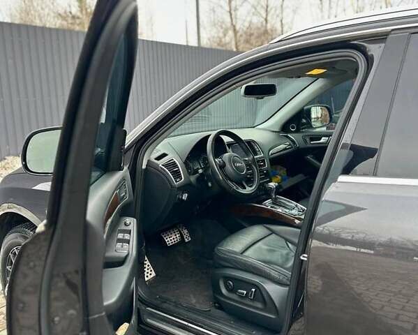 Серый Ауди Ку 5, объемом двигателя 3 л и пробегом 167 тыс. км за 14000 $, фото 7 на Automoto.ua