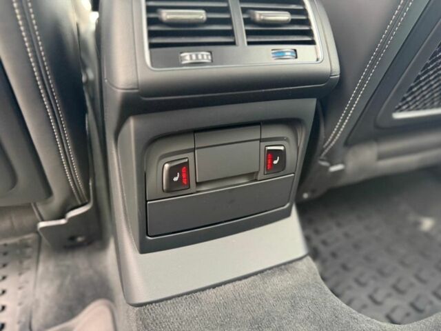 Серый Ауди Ку 5, объемом двигателя 3 л и пробегом 271 тыс. км за 27500 $, фото 11 на Automoto.ua