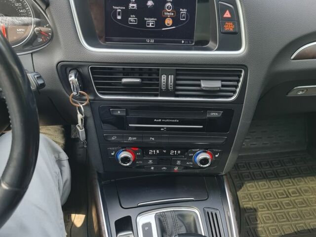 Сірий Ауді Ку 5, об'ємом двигуна 2 л та пробігом 130 тис. км за 16500 $, фото 1 на Automoto.ua