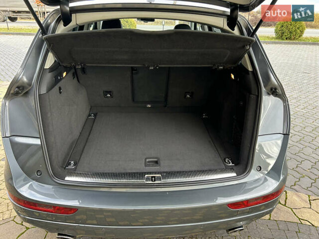 Сірий Ауді Ку 5, об'ємом двигуна 2 л та пробігом 220 тис. км за 15000 $, фото 111 на Automoto.ua