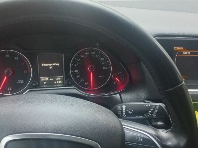 Серый Ауди Ку 5, объемом двигателя 2 л и пробегом 253 тыс. км за 16300 $, фото 6 на Automoto.ua