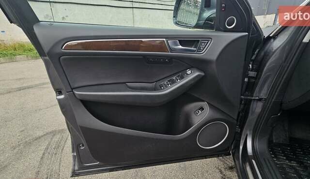 Серый Ауди Ку 5, объемом двигателя 1.98 л и пробегом 180 тыс. км за 17000 $, фото 7 на Automoto.ua