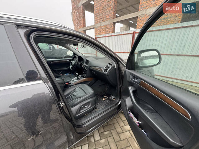 Серый Ауди Ку 5, объемом двигателя 1.98 л и пробегом 300 тыс. км за 9400 $, фото 17 на Automoto.ua