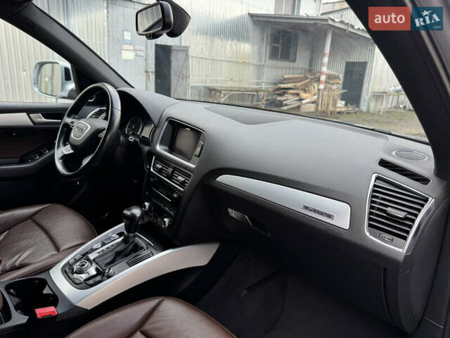 Серый Ауди Ку 5, объемом двигателя 2 л и пробегом 179 тыс. км за 15750 $, фото 34 на Automoto.ua