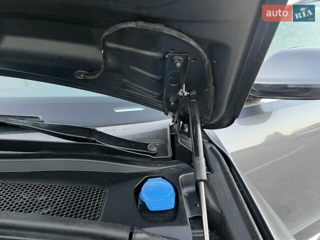 Серый Ауди Ку 5, объемом двигателя 3 л и пробегом 234 тыс. км за 17500 $, фото 59 на Automoto.ua