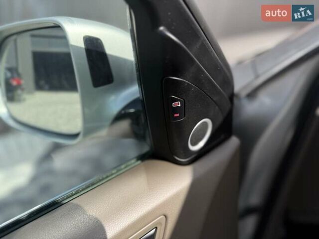 Сірий Ауді Ку 5, об'ємом двигуна 1.98 л та пробігом 212 тис. км за 13700 $, фото 25 на Automoto.ua