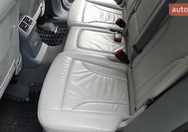 Серый Ауди Ку 5, объемом двигателя 2 л и пробегом 155 тыс. км за 15900 $, фото 15 на Automoto.ua