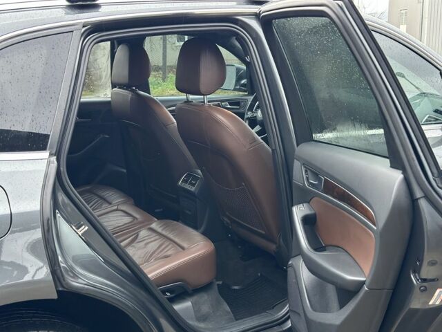 Сірий Ауді Ку 5, об'ємом двигуна 2 л та пробігом 270 тис. км за 13800 $, фото 18 на Automoto.ua