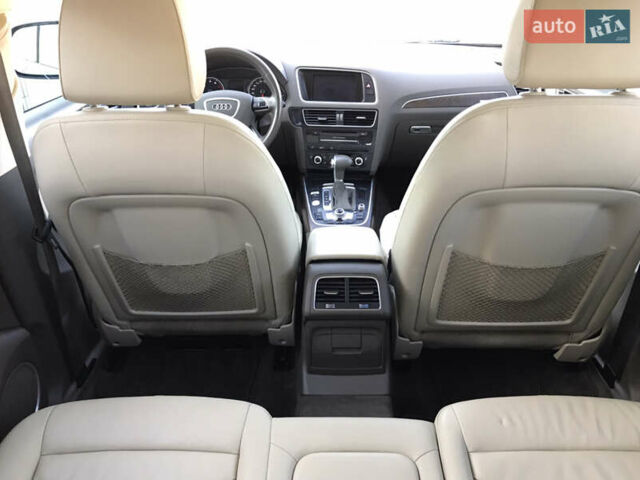 Серый Ауди Ку 5, объемом двигателя 1.98 л и пробегом 160 тыс. км за 17500 $, фото 28 на Automoto.ua