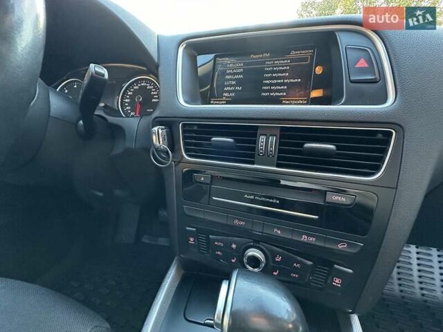 Серый Ауди Ку 5, объемом двигателя 1.97 л и пробегом 385 тыс. км за 22500 $, фото 10 на Automoto.ua