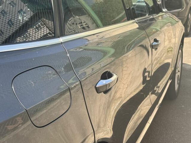 Сірий Ауді Ку 5, об'ємом двигуна 2 л та пробігом 180 тис. км за 15800 $, фото 5 на Automoto.ua